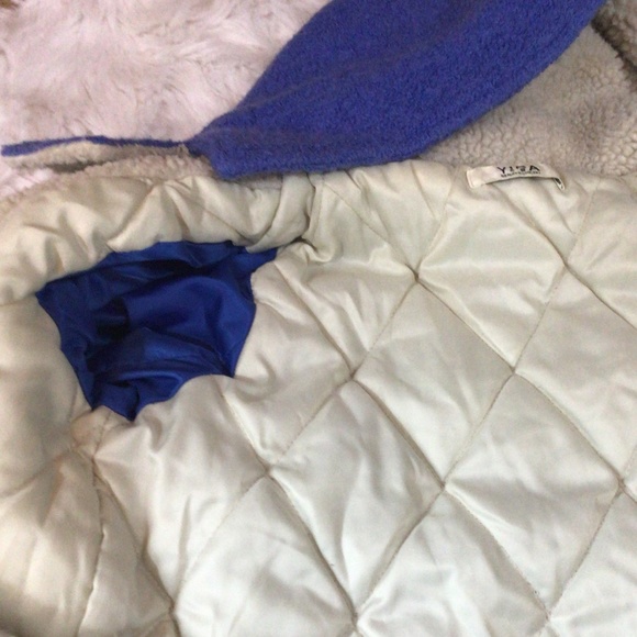 Boucle Parka - Medium - Picture 7 of 8